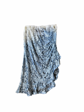 Load image into Gallery viewer, the LACE SKIRT

