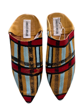 Load image into Gallery viewer, the HAND PAINTED SLIPPERS
