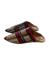 Load image into Gallery viewer, the HAND PAINTED SLIPPERS
